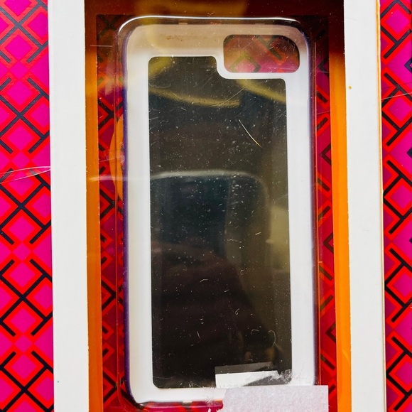 TORY BURCH 📱 iPhone 7 phone case NIB - Picture 2 of 3